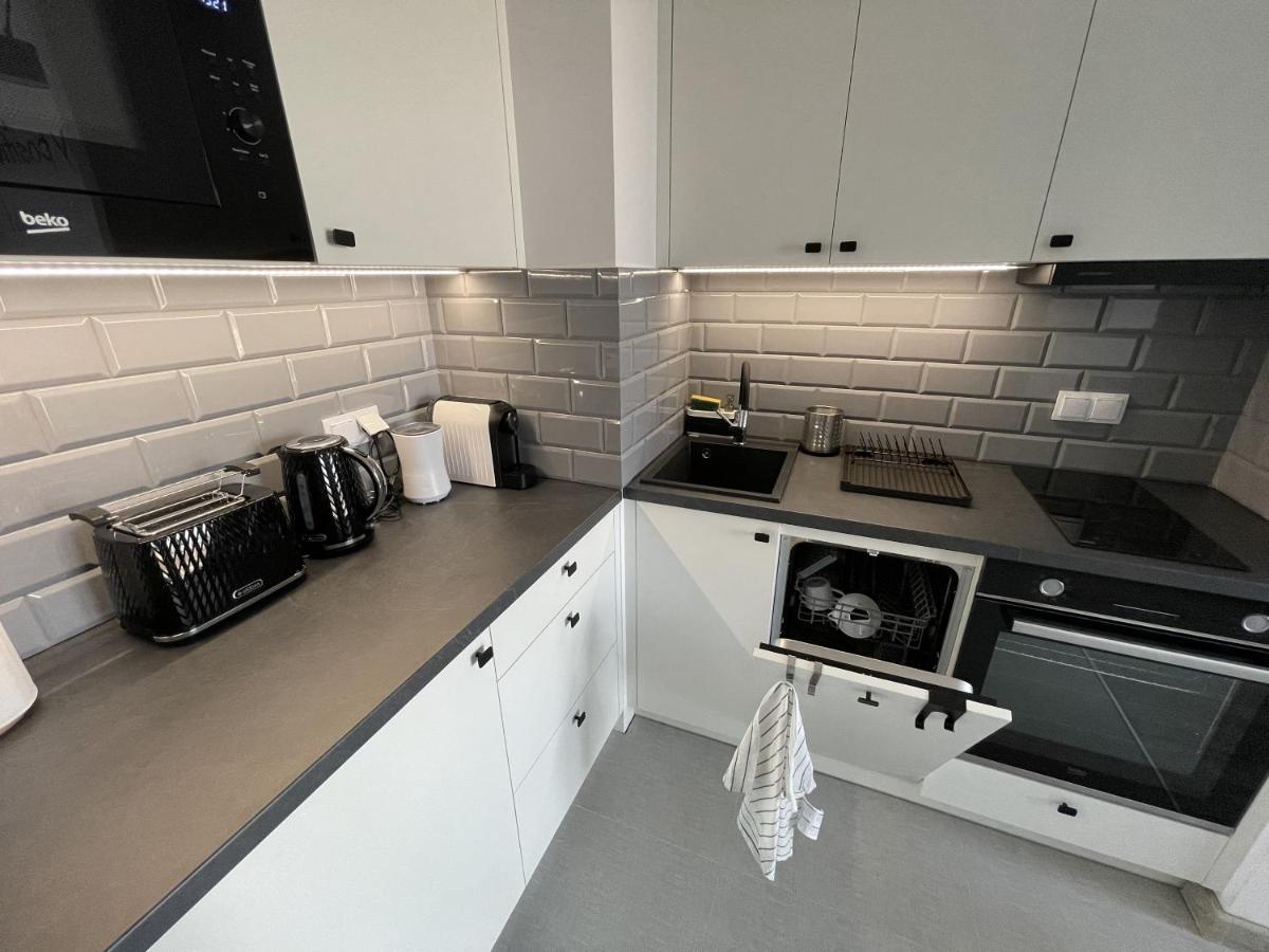 Prymasa Tysiaclecia 83A By Aparthouse Apartment วอร์ซอ ภายนอก รูปภาพ